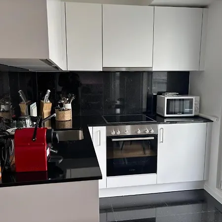 Floor, 2 Minutes From Train Station 62 * Lausana